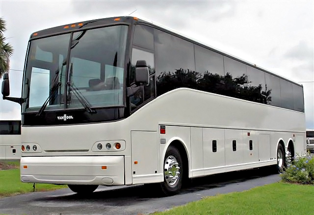 Milwaukee 56 Passenger Charter Bus